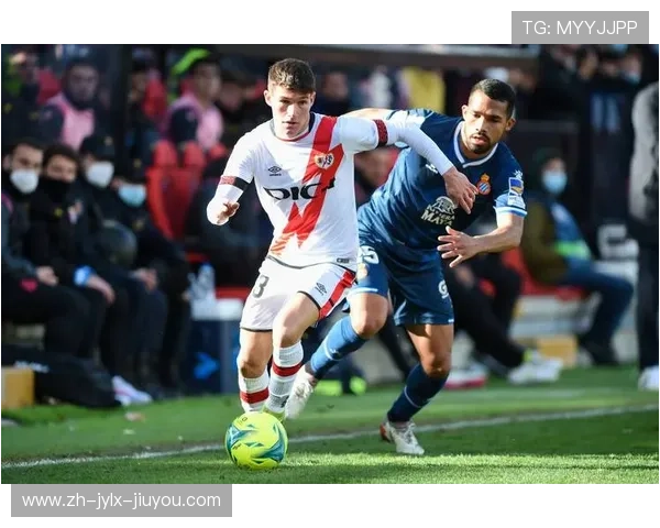 西甲足球联赛近况追踪 球队排名与伤病报告